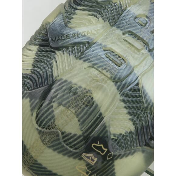 BURBERRY STINGRAY GRAY RUBBER CHECK WITH CHARM LOGO SANDALS SLIDES 8 41 ITALY - Picture 9 of 16